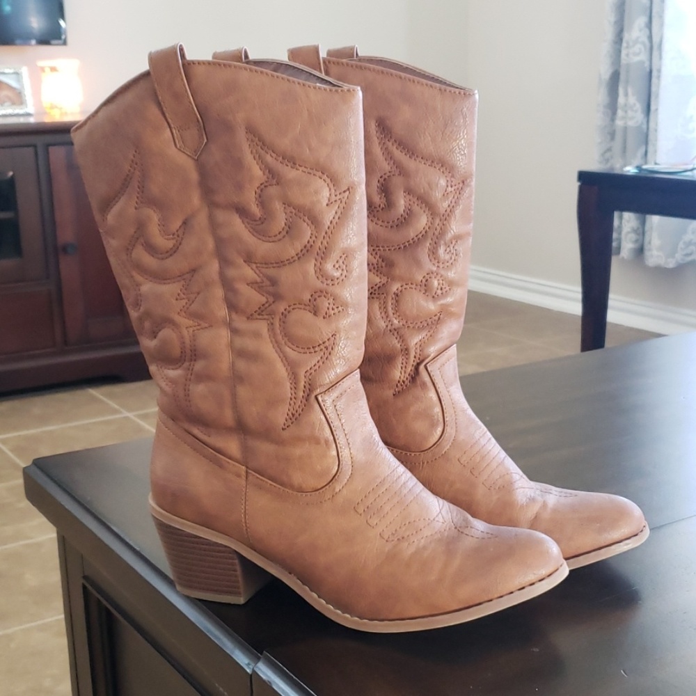 👢 West Blvd Boots 8.5 👢